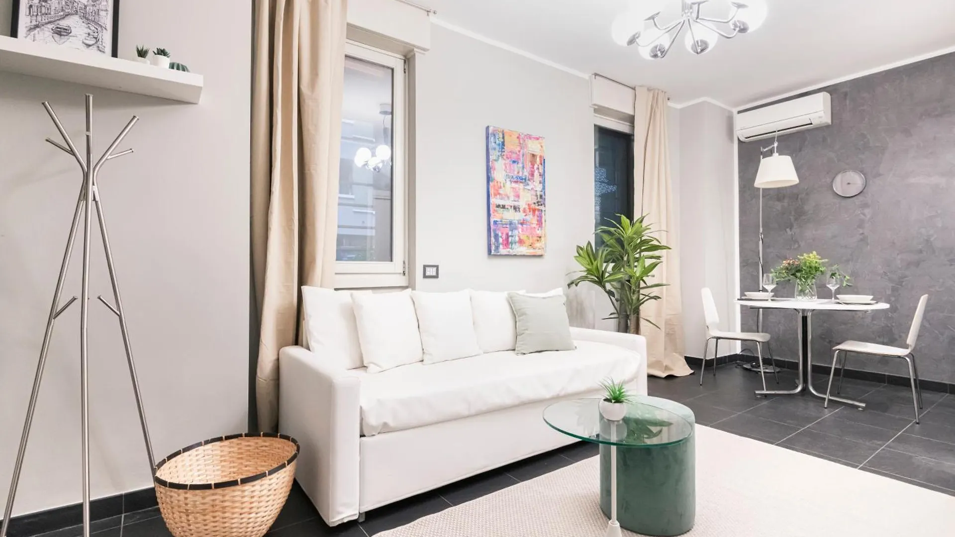 Easylife - The Magnificent Flat Porta Venezia Apartment Milan