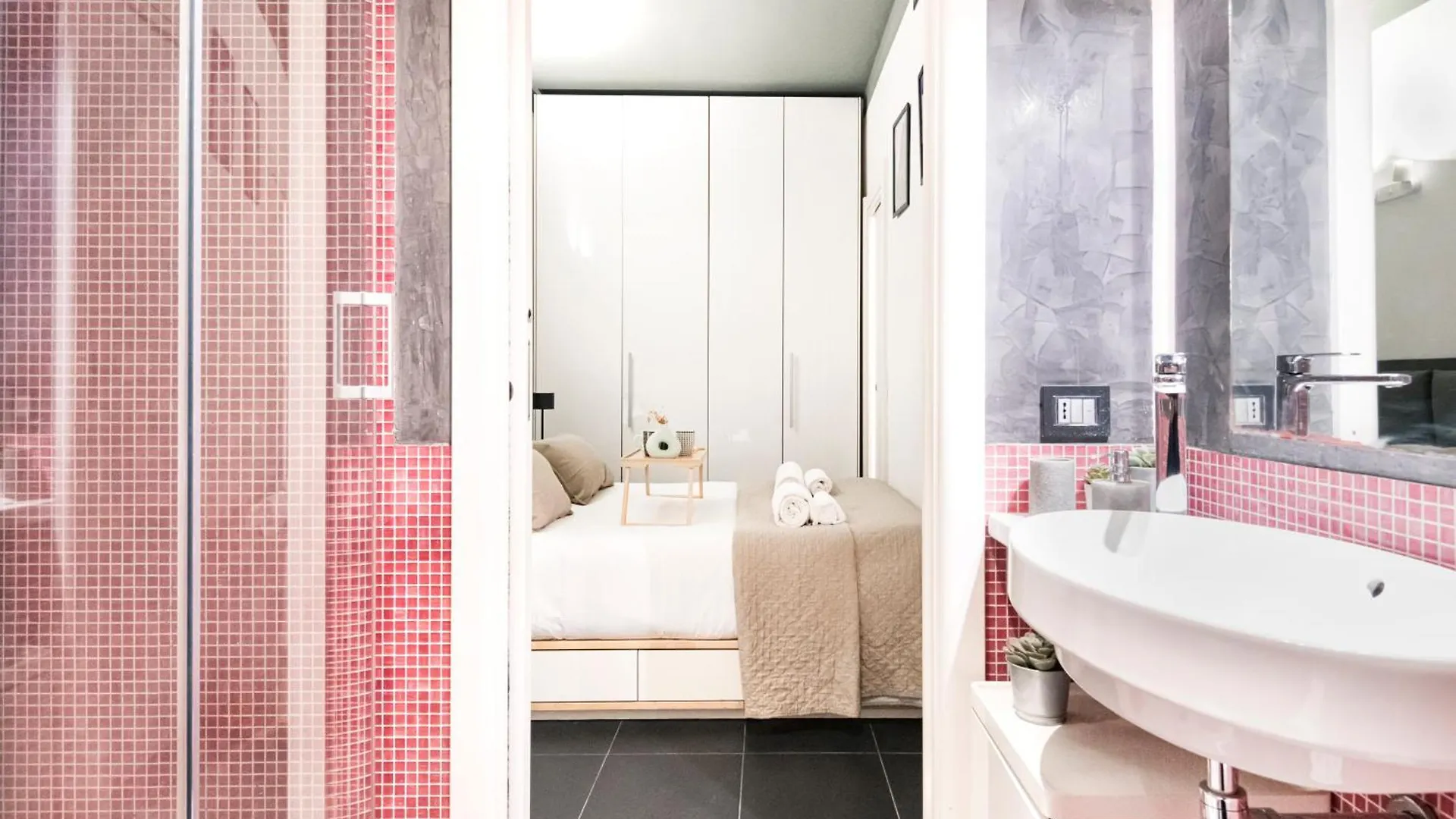 Easylife - The Magnificent Flat Porta Venezia Apartment Milan