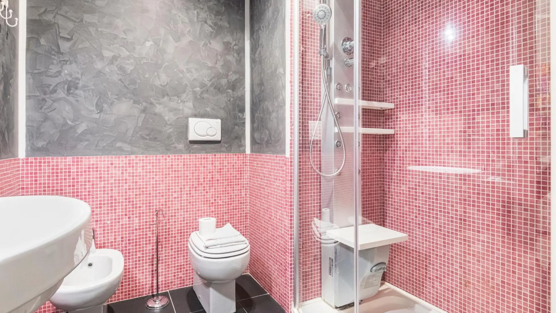 Easylife - The Magnificent Flat Porta Venezia Apartment Milan